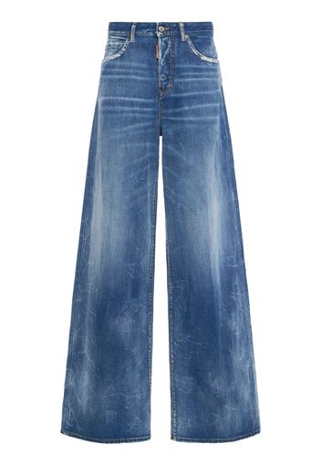 Traveller Mid Rise Wide Jeans