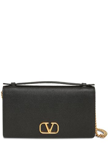 Borsa V Logo Signature In Pelle Martellata