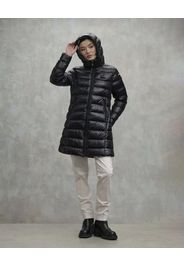 Piumino nero midi modello Adelaide in nylon dalla texture semilucida con imbottitura ecologica e cappuccio fisso