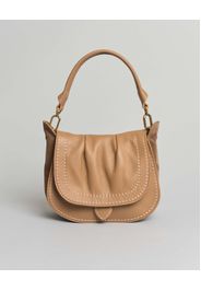 Borsa a spalla color cammello Visonà misura media in pelle martellata con patta arricciata e inserti laterali in suede