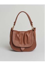 Borsa a spalla color cuoio Visonà misura media in pelle martellata con patta arricciata e inserti laterali in suede