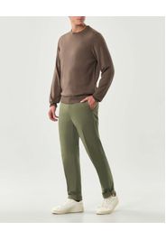 Maglia girocollo Woolrich marrone in pura lana con logo ricamato in tono sul fondo