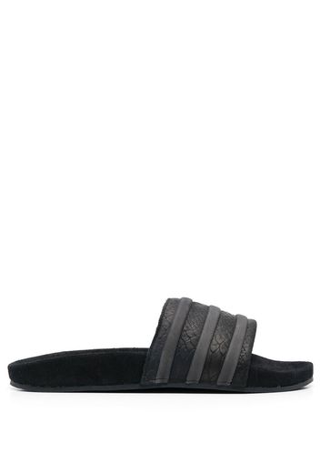 adidas embossed-logo stripe-detail slides - Black