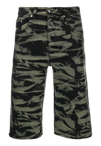 Alexander Wang camouflage knee-length shorts - Green