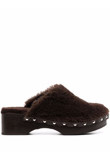 Ancient Greek Sandals closed sheepskin clogs - Brown