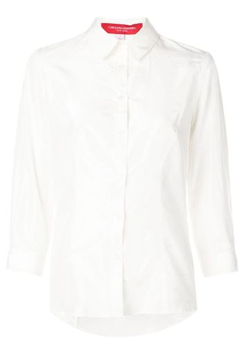 three-quarter sleeve shirt