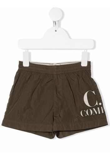 C.P. Company Kids embroidered-logo swim shorts - Green