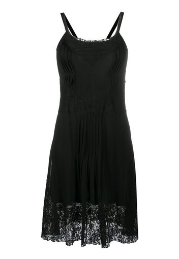 2000s pre-owned lace dress