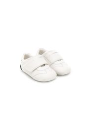 Become a Partner Kids low top pre-walkers - White