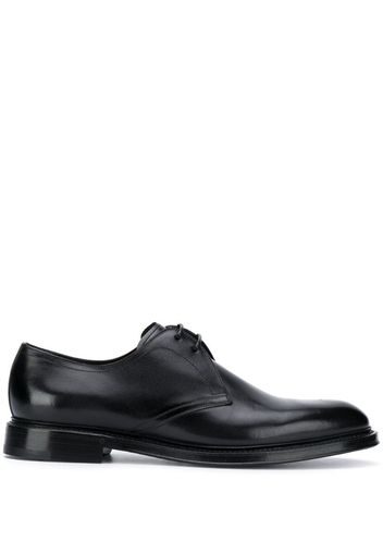 lace-up Oxford shoes