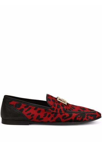 Dolce & Gabbana leopard-print logo-buckle loafers - Red