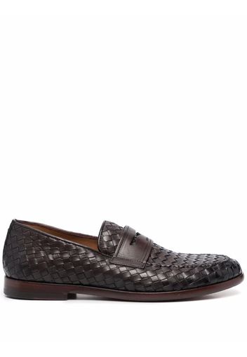 Doucal's woven leather penny loafers - Brown