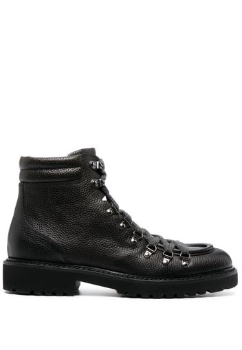 Doucal's pebbled leather ankle boots - Black