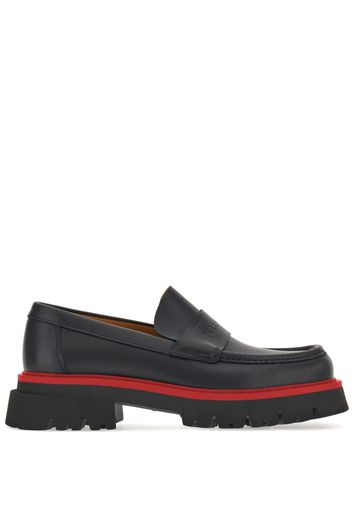 Ferragamo contrasting-sole leather loafers - Black