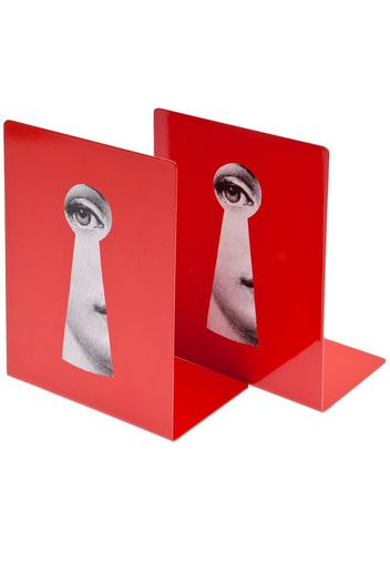 keyhole bookends