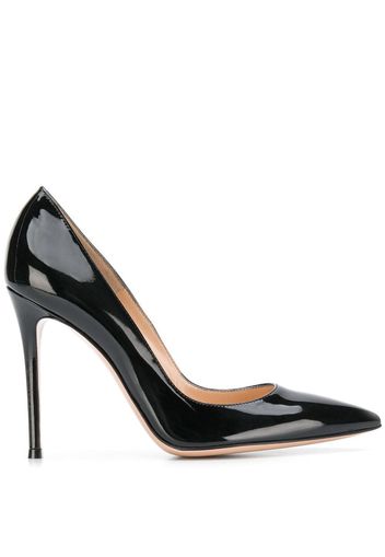 Gianvito Rossi pointed court shoes - Black