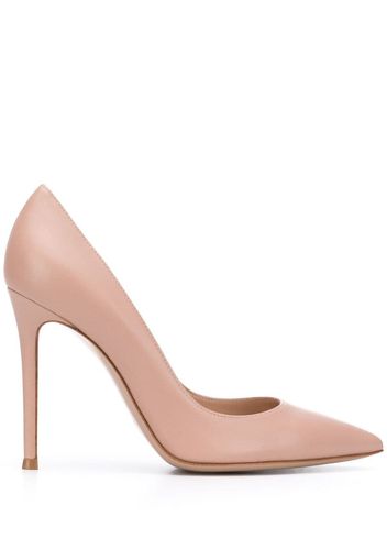 pointed toe heeled pumps
