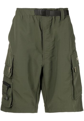 izzue belted-waist shorts - Green