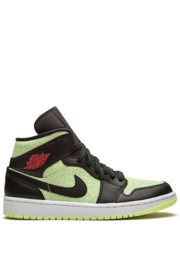 Air Jordan 1 Mid SE sneakers