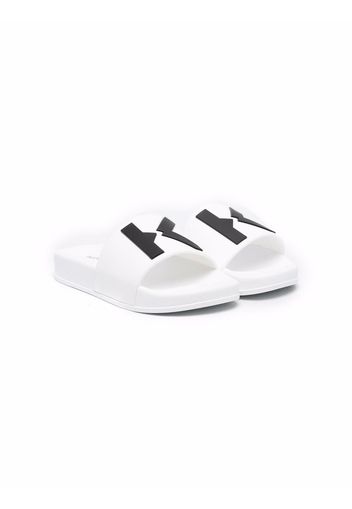 Kenzo Kids logo-embossed slides - White