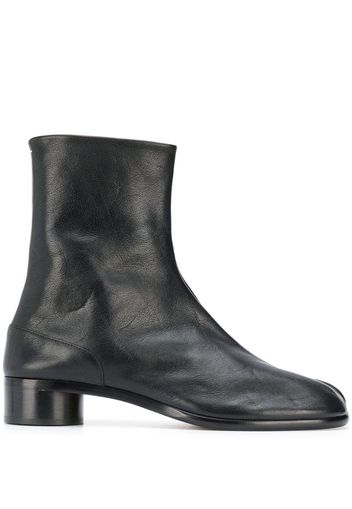 Tabi ankle boots