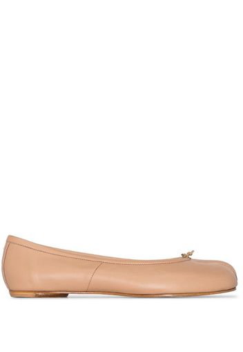 Tabi-toe leather ballerina shoes