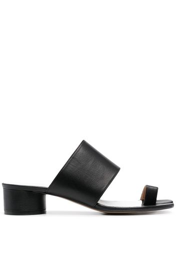 Tabi-toe sandals