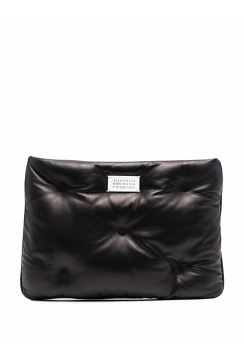 Maison Margiela logo-plaque padded leather clutch bag - Black