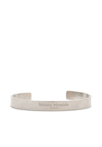 Maison Margiela engraved-logo bangle bracelet - Silver