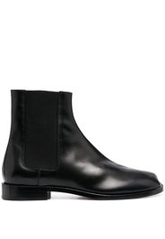 Tabi toe Chelsea boots