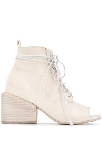 lace up ankle boots