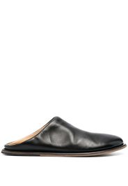 round-toe leather mules