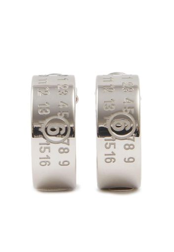 MM6 Maison Margiela signature engraved-numbers hoop earrings - Silver