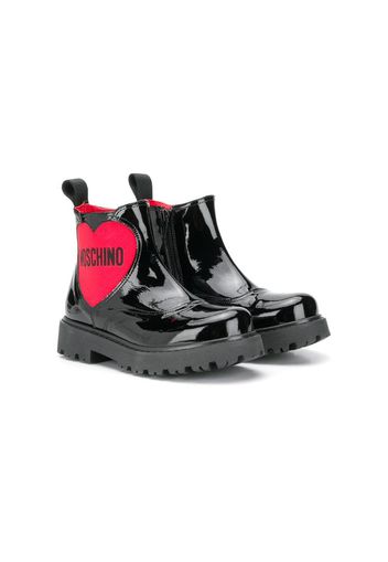 heart-logo rain boots