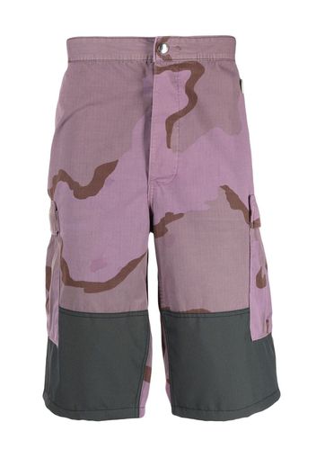 OAMC camouflage-pattern cargo shorts - Purple