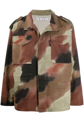 Arrow-motif camouflage shirt jacket
