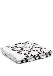 Arrows pattern towel