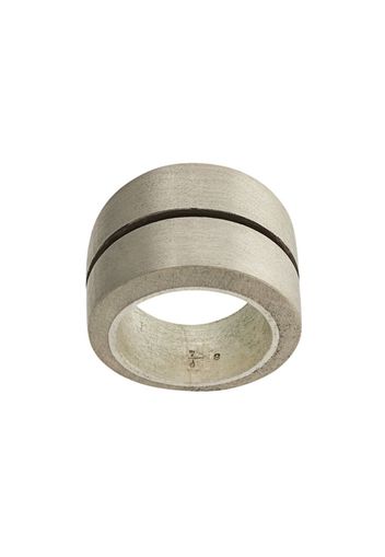 Crevice ring