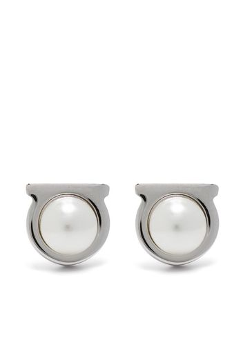 Stud G faux-pearl earrings