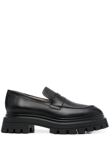 Stuart Weitzman almond-toe leather loafers - Black