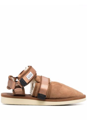 Suicoke shearling-lined closed toe sandals - Brown