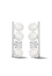 18kt white gold diamond Balance earrings