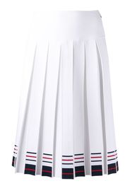 box-pleat knee-length skirt