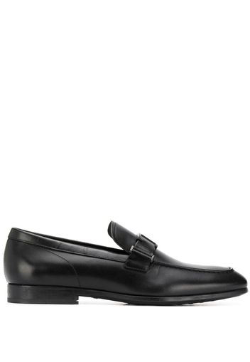 T logo leather loafers