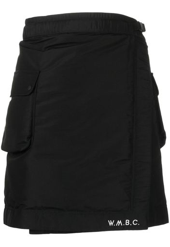 White Mountaineering cargo pockets crossover shorts - Black