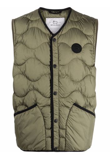 Woolrich quilted logo-patch gilet - Green