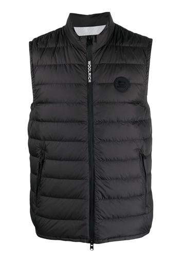 Woolrich logo-patch padded down gilet - Black