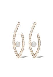 18kt yellow gold Sleek Akoya pearl and diamond earrings