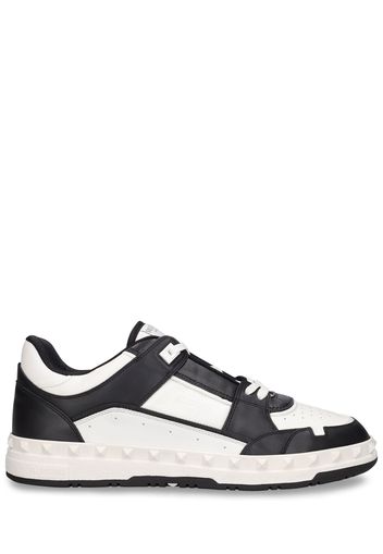 Freedots Leather Low Top Sneakers