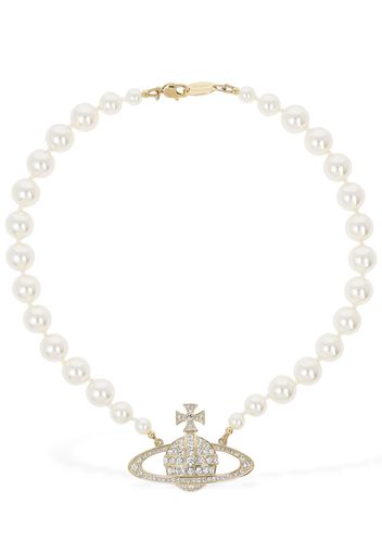 One Row Faux Pearl Bas Relief Choker